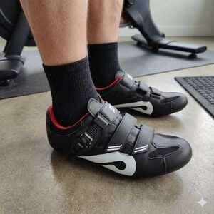 Peloton Cycling Shoes Mens 45 US 11.5 Black Red Bicycle Hook & Loop Activewear